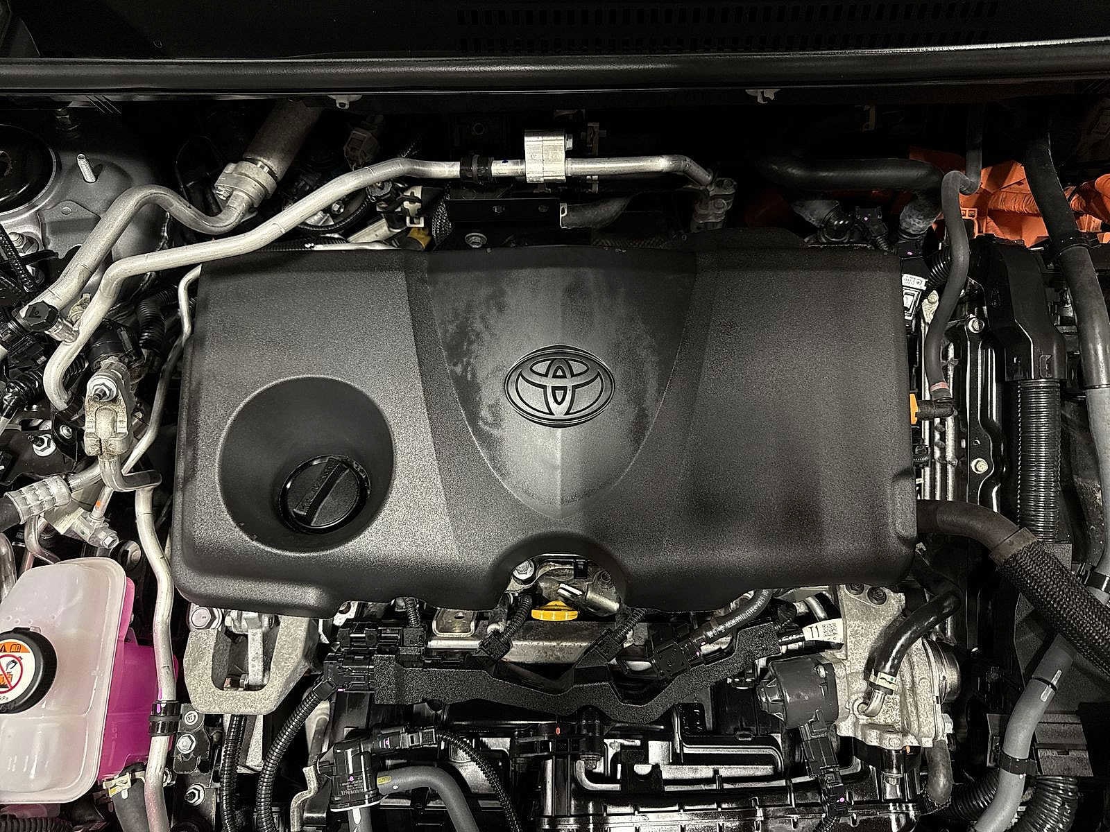 Thumbnail: 2022 Toyota RAV4 - 12