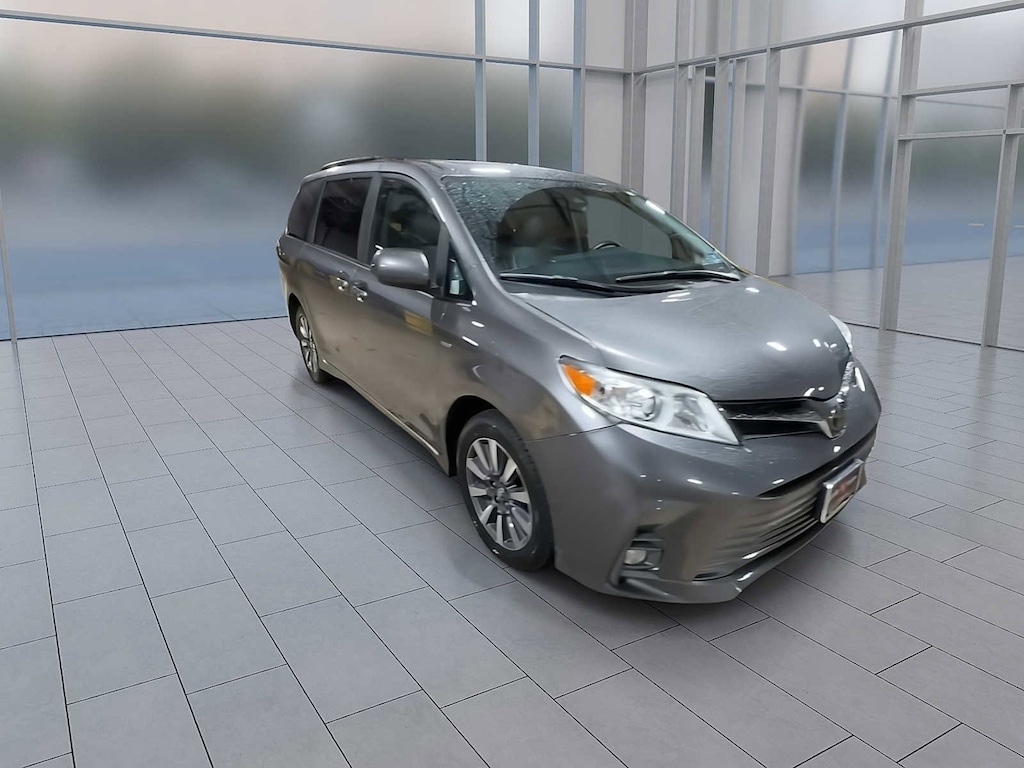 Used 2020 Toyota Sienna XLE 7 Passenger Van