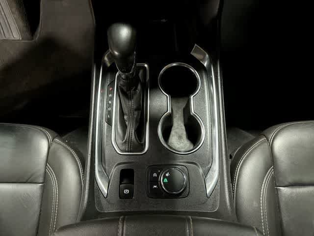 Thumbnail: 2023 Chevrolet Traverse - 31