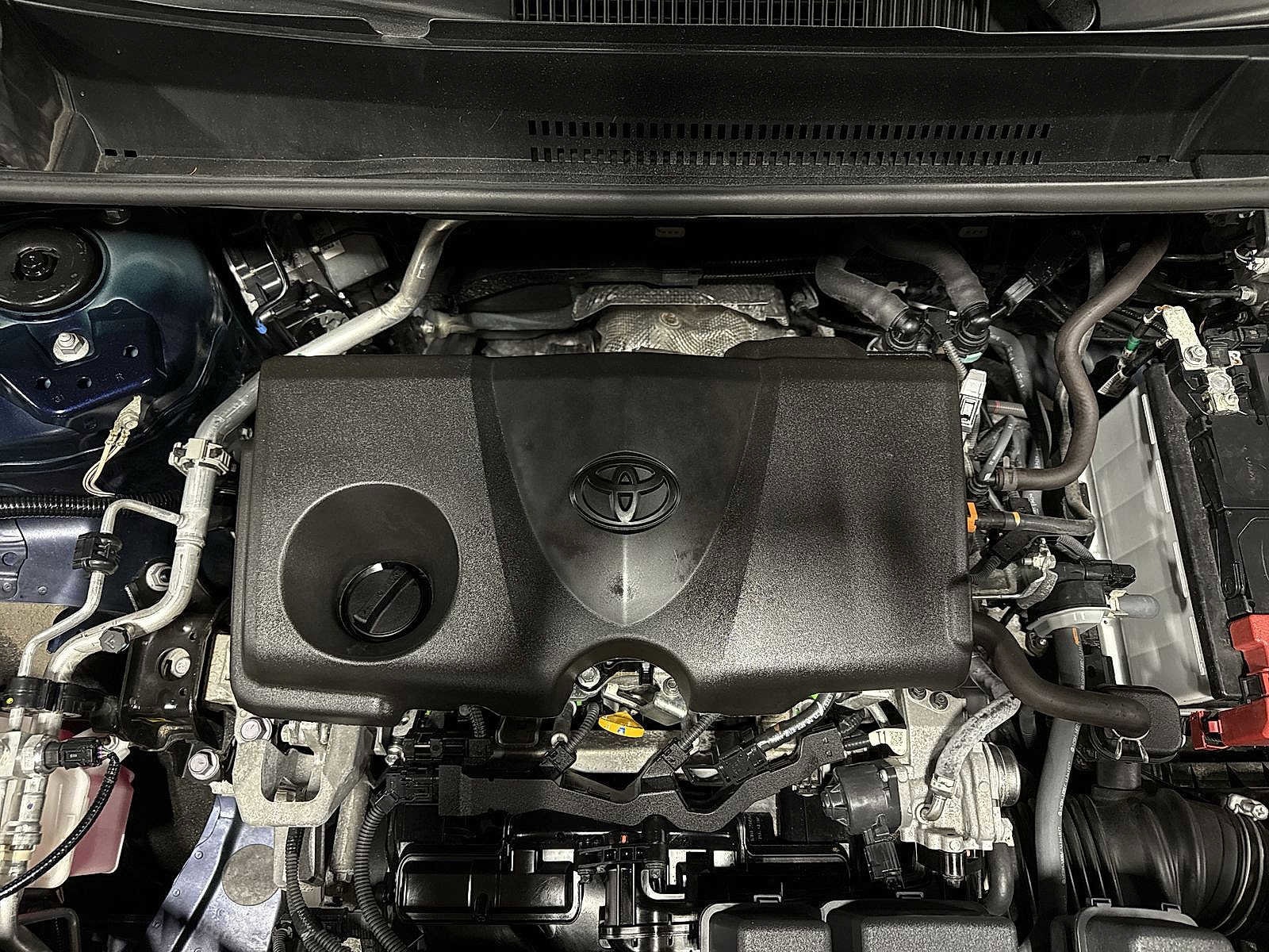 Thumbnail: 2025 Toyota RAV4 - 12