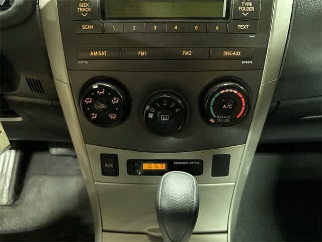 Thumbnail: 2010 Toyota Corolla - 20