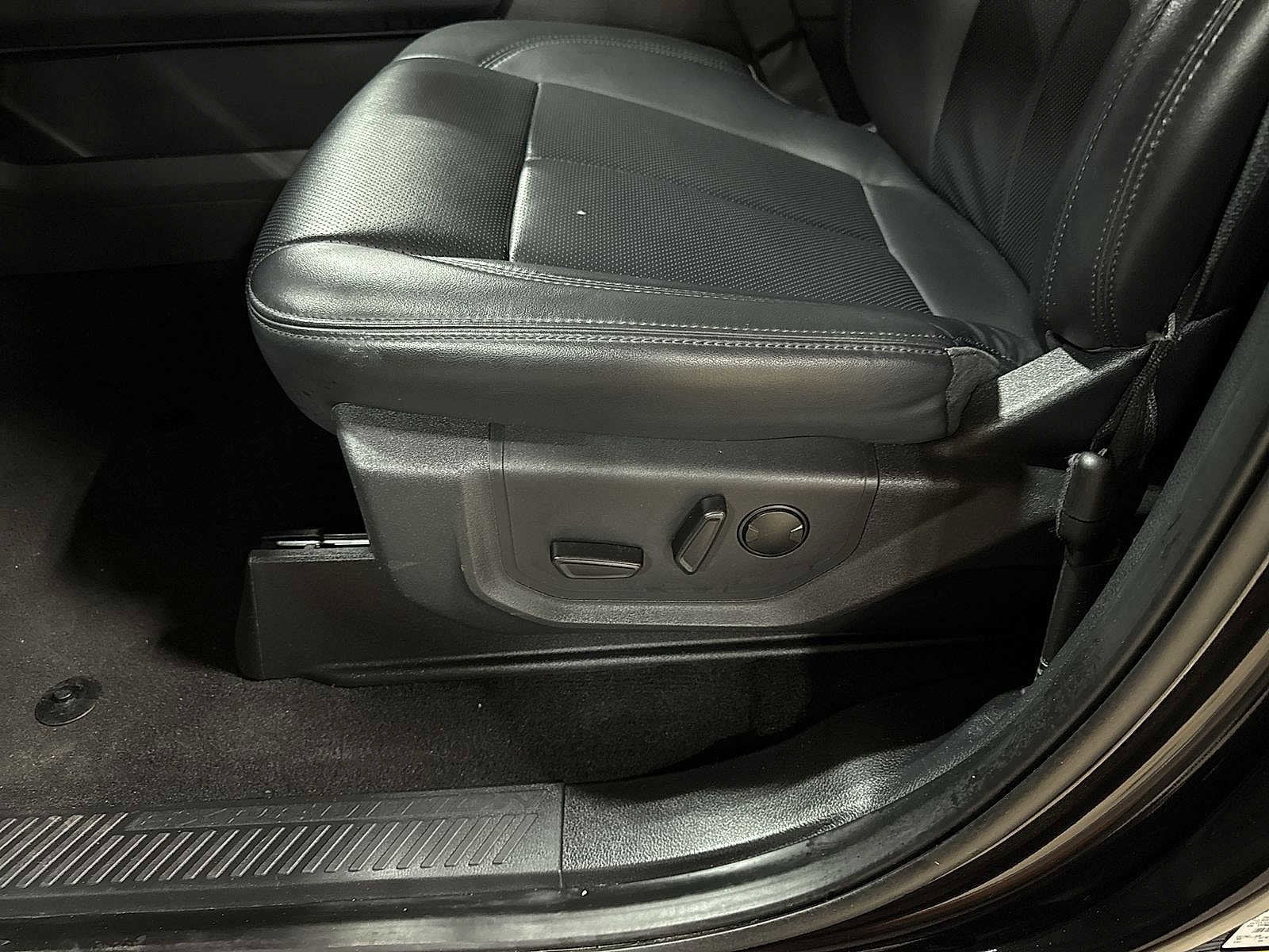 Thumbnail: 2024 Ford Expedition MAX - 25