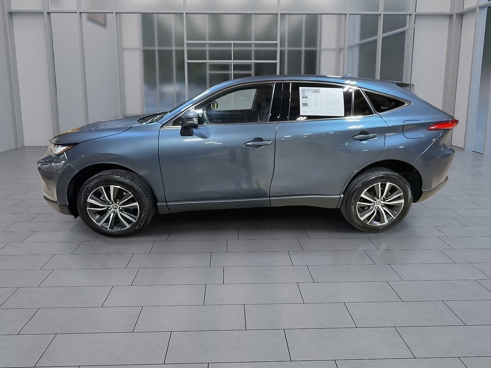 Thumbnail: 2023 Toyota Venza - 5