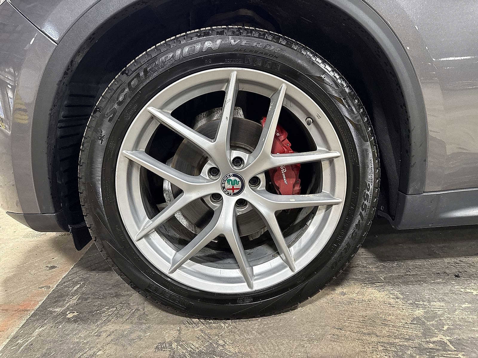 Thumbnail: 2018 Alfa Romeo Stelvio - 10