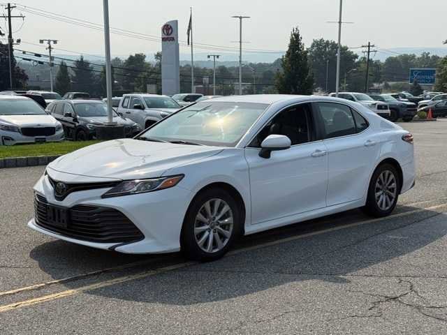 Thumbnail: 2018 Toyota Camry - 1