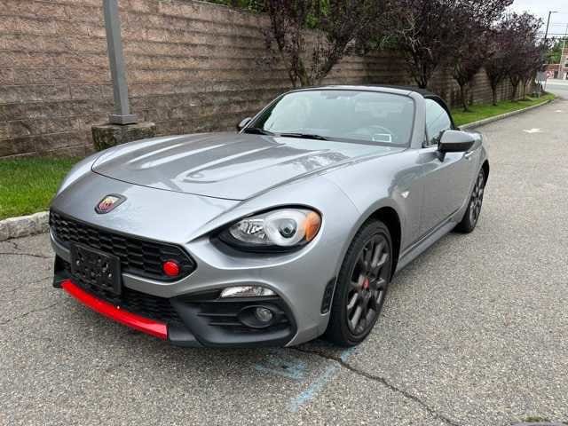 2017 Fiat 124 Spider Abarth Hero Image