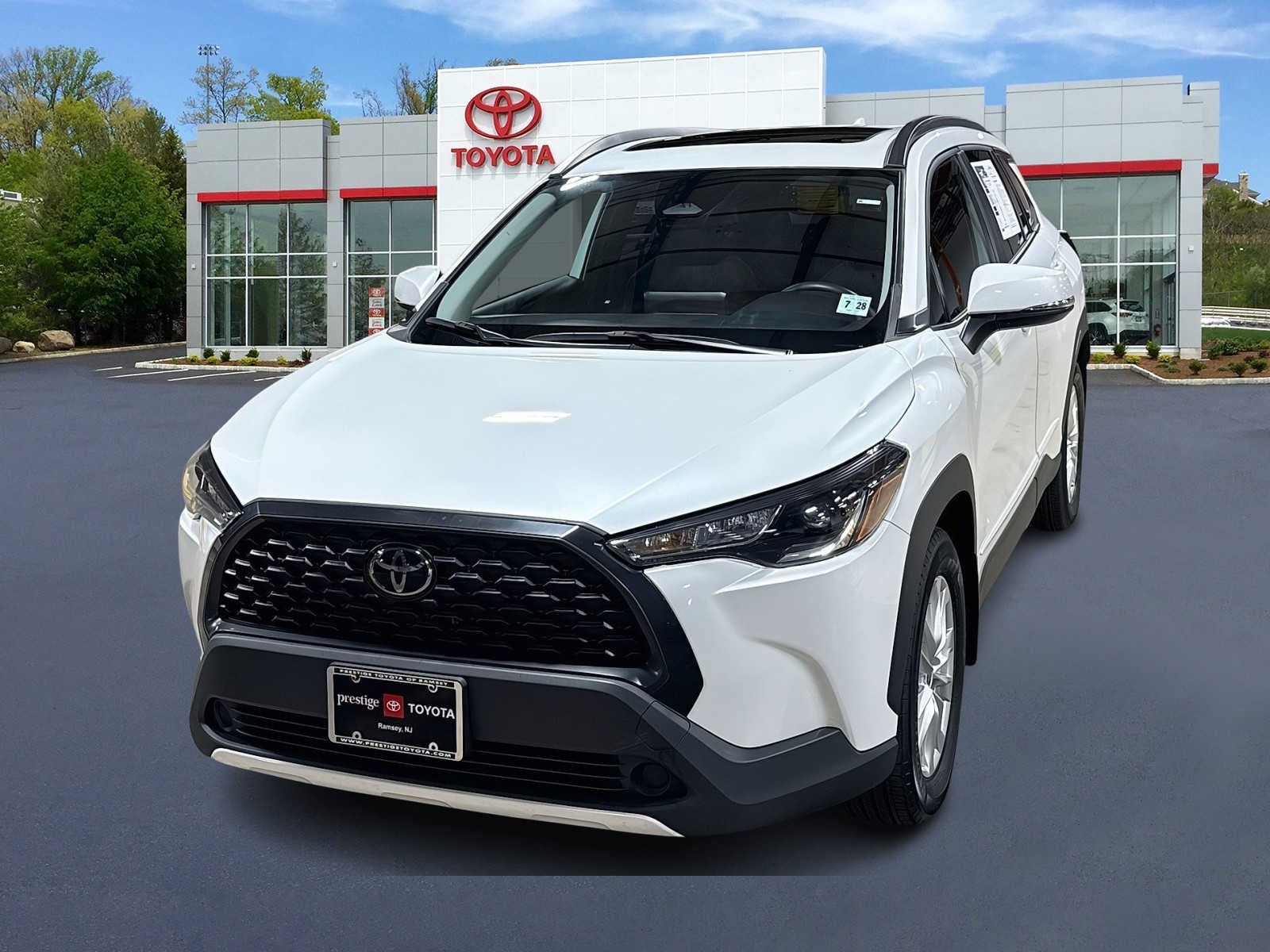 Thumbnail: 2023 Toyota Corolla Cross - 1