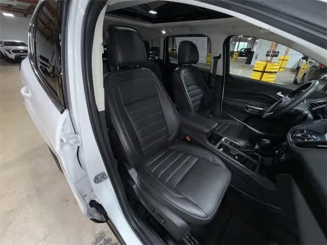 Thumbnail: 2017 Ford Escape - 16