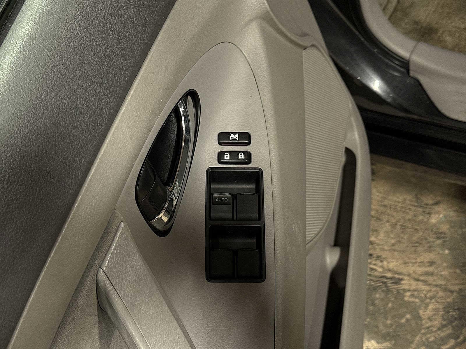 Thumbnail: 2009 Toyota Camry - 22