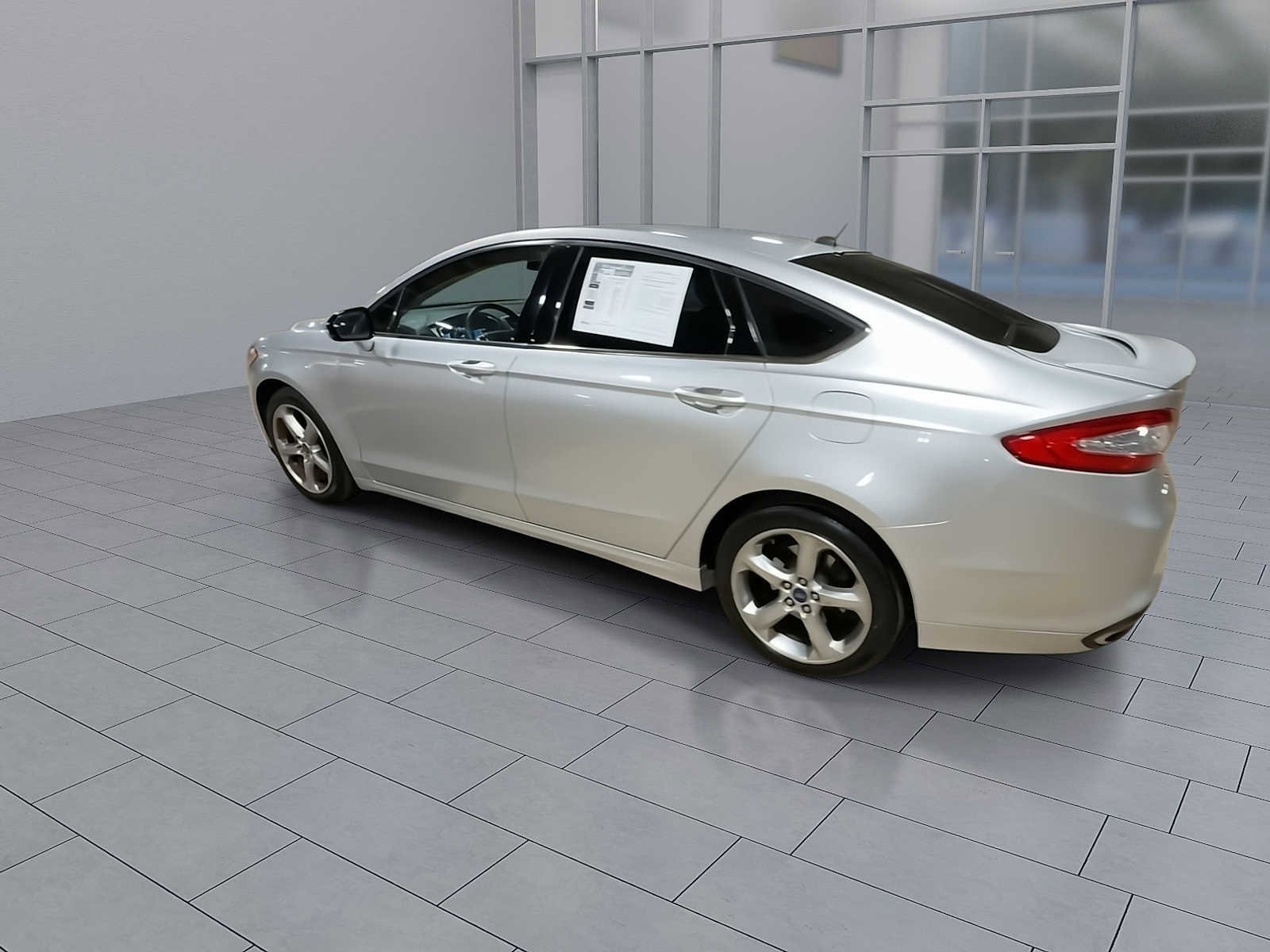 Thumbnail: 2015 Ford Fusion - 6