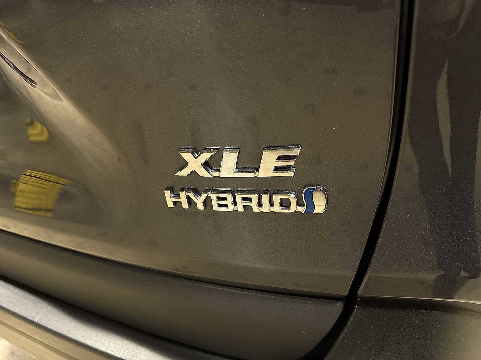 Thumbnail: 2024 Toyota RAV4 - 26