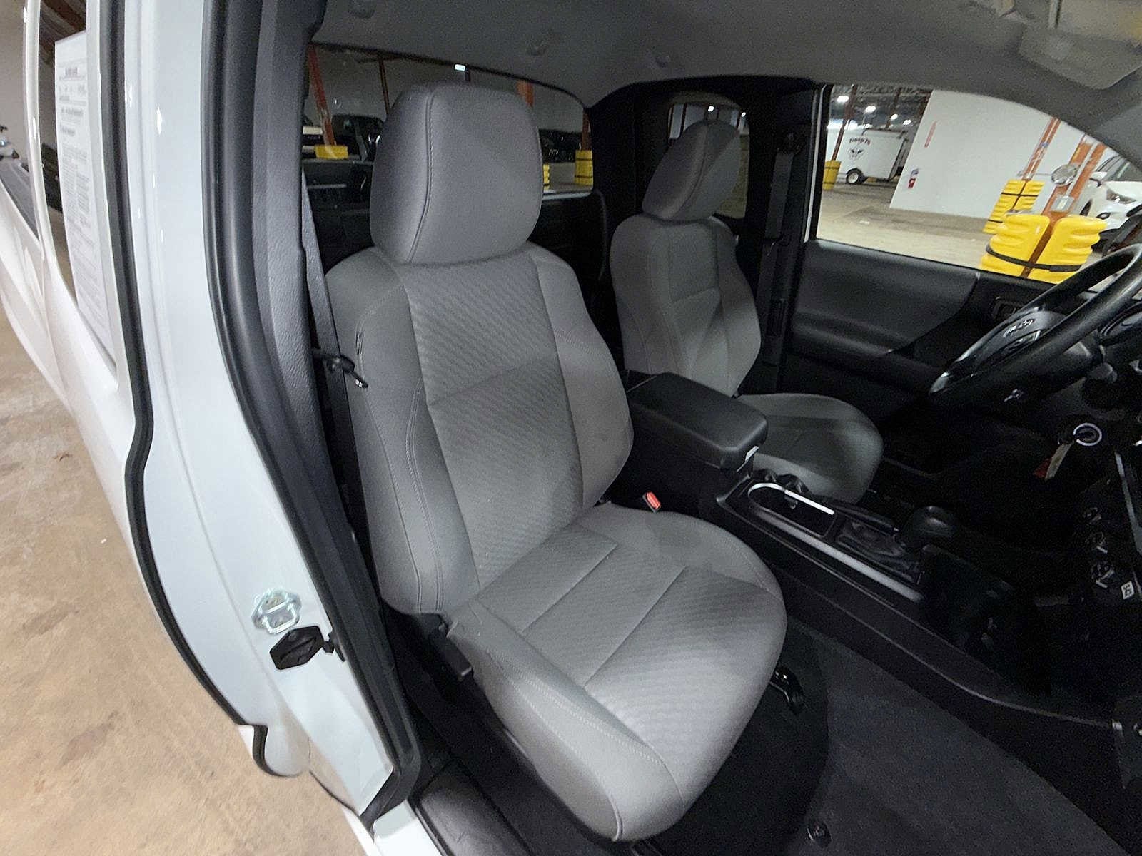 Thumbnail: 2023 Toyota Tacoma - 16