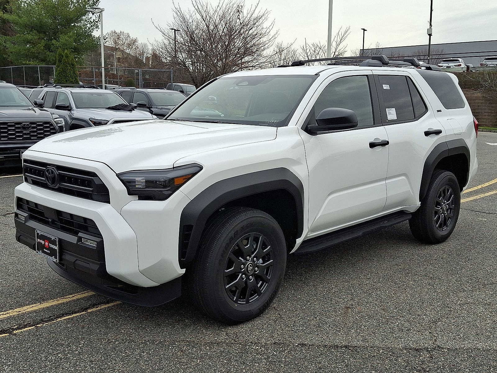 Thumbnail: 2025 Toyota 4Runner - 10