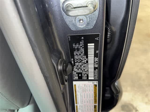 Thumbnail: 2008 Toyota 4Runner - 13