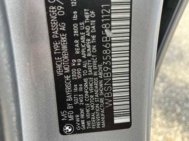 Thumbnail: 2006 BMW M5 - 8