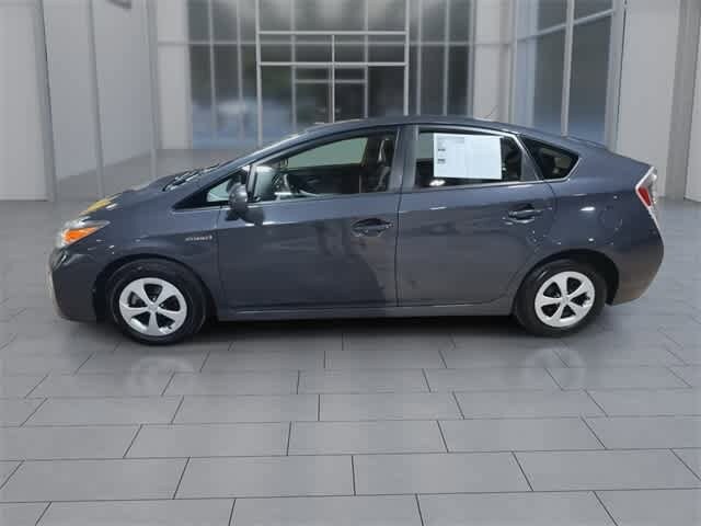 2013 Toyota Prius Two 5
