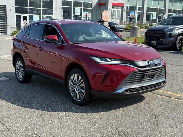 Thumbnail: 2022 Toyota Venza - 3