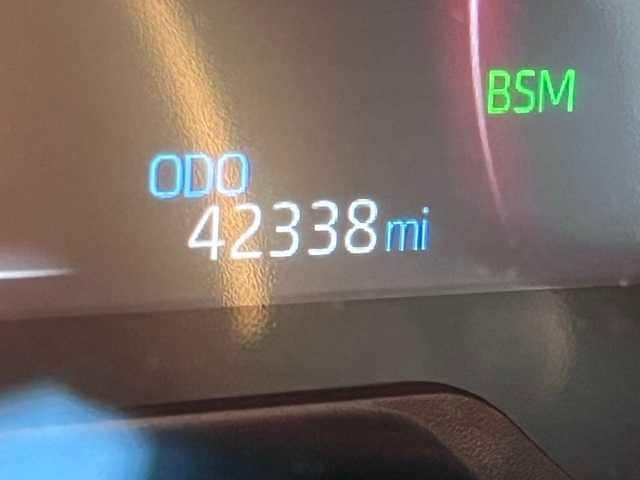 Thumbnail: 2023 Toyota RAV4 - 8