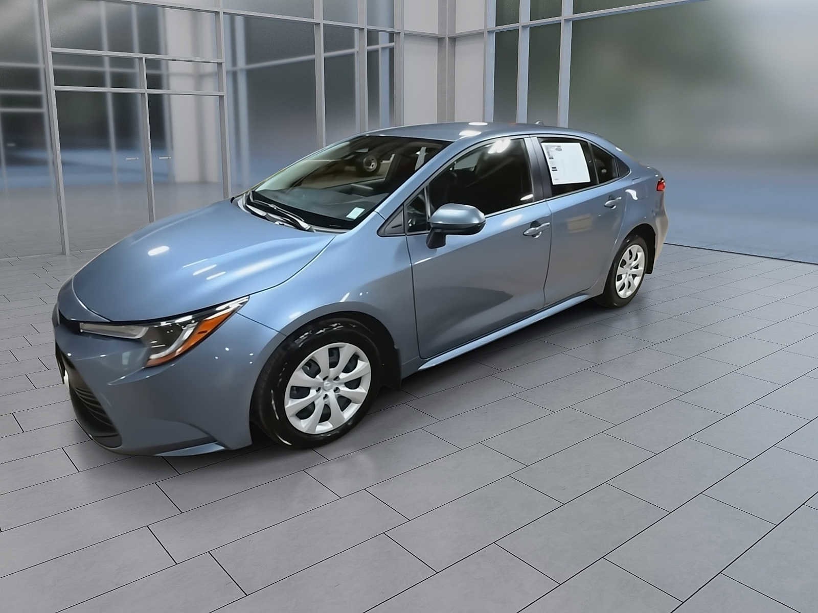 Thumbnail: 2023 Toyota Corolla - 4