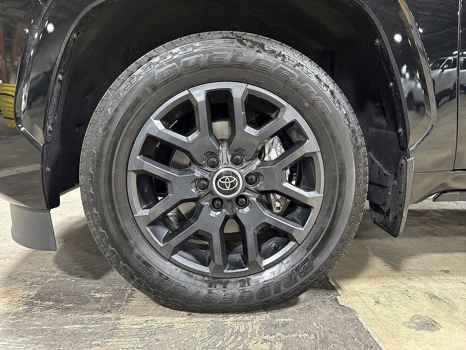 Thumbnail: 2024 Toyota Sequoia - 10