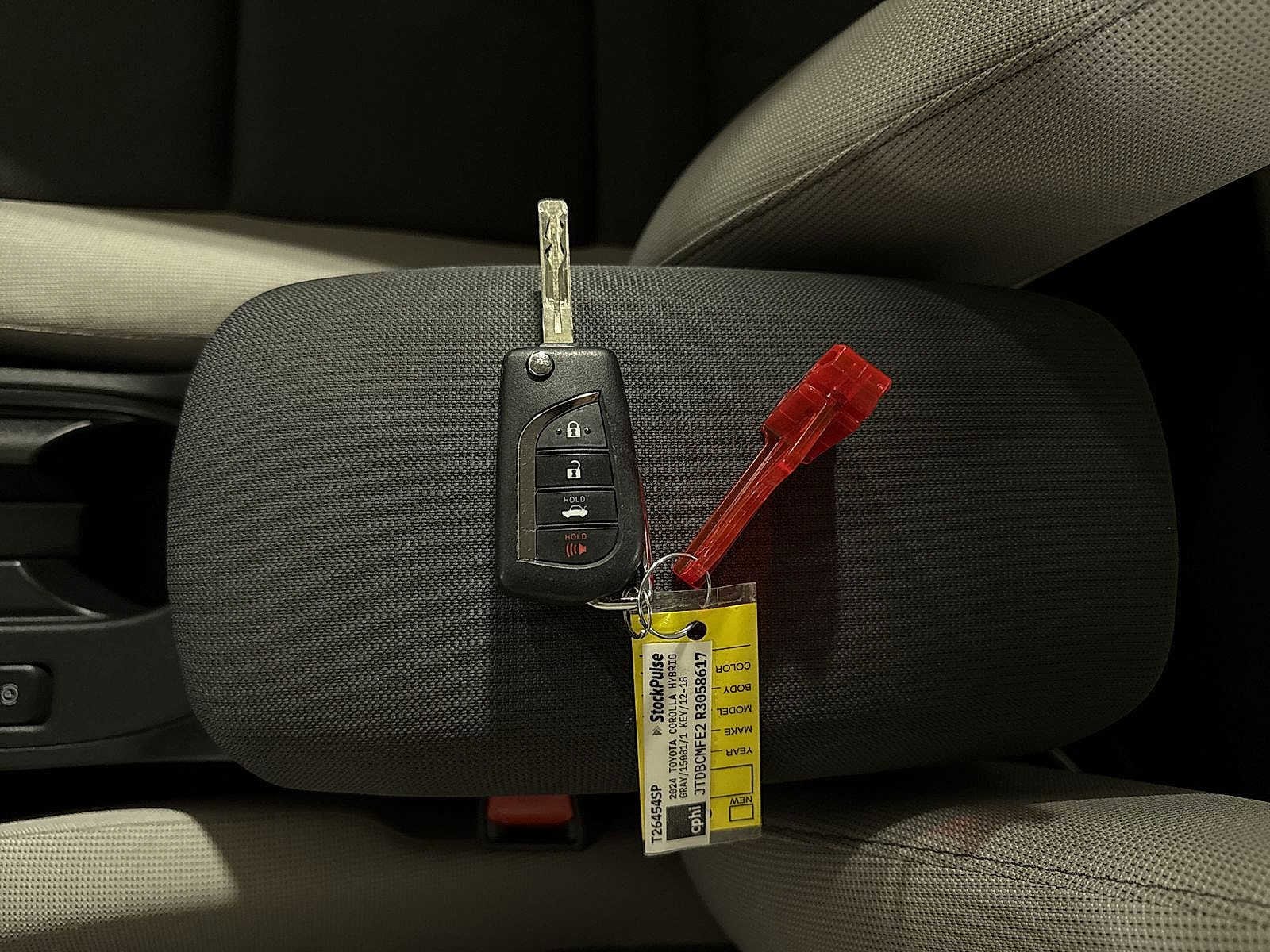 Thumbnail: 2024 Toyota Corolla - 31