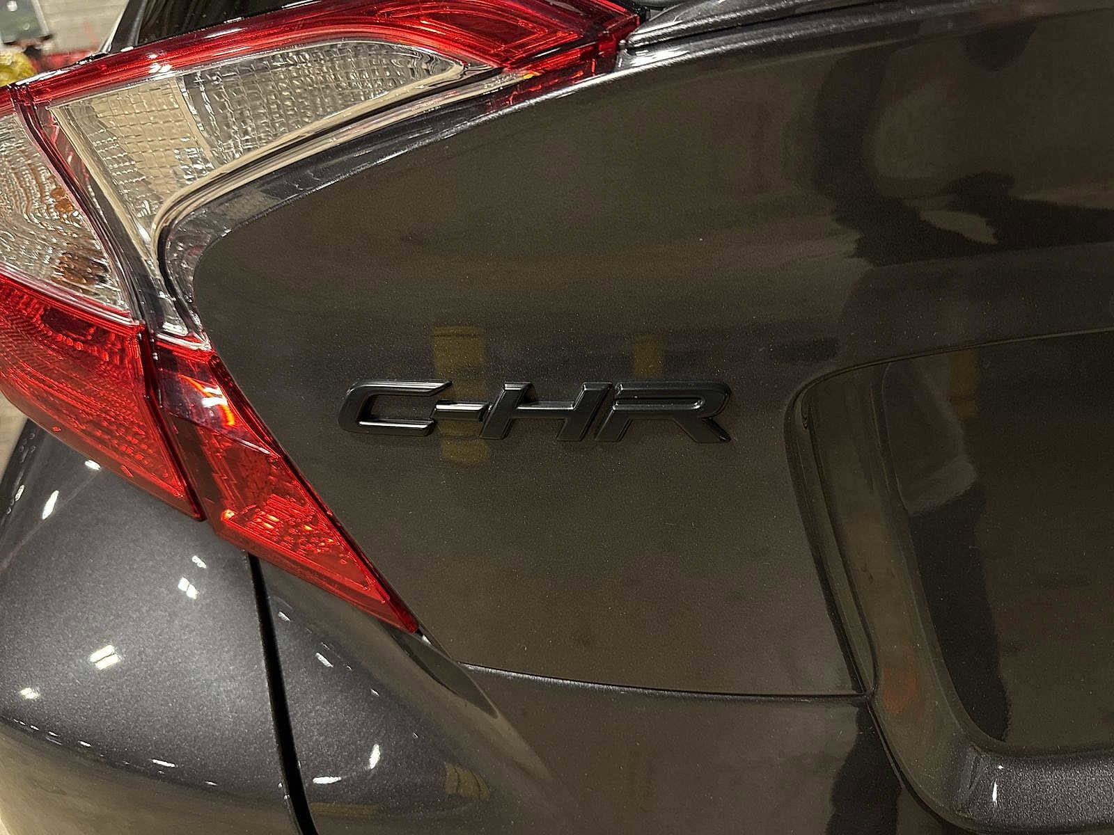 Thumbnail: 2021 Toyota C-HR - 24