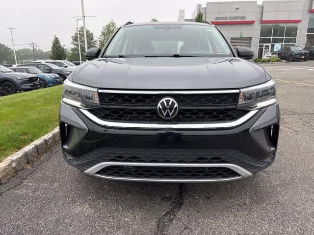 2023 Volkswagen Taos S 2