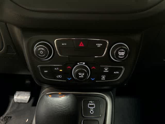 Thumbnail: 2021 Jeep Compass - 21