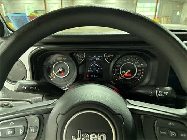 2024 Jeep Wrangler Sport 29