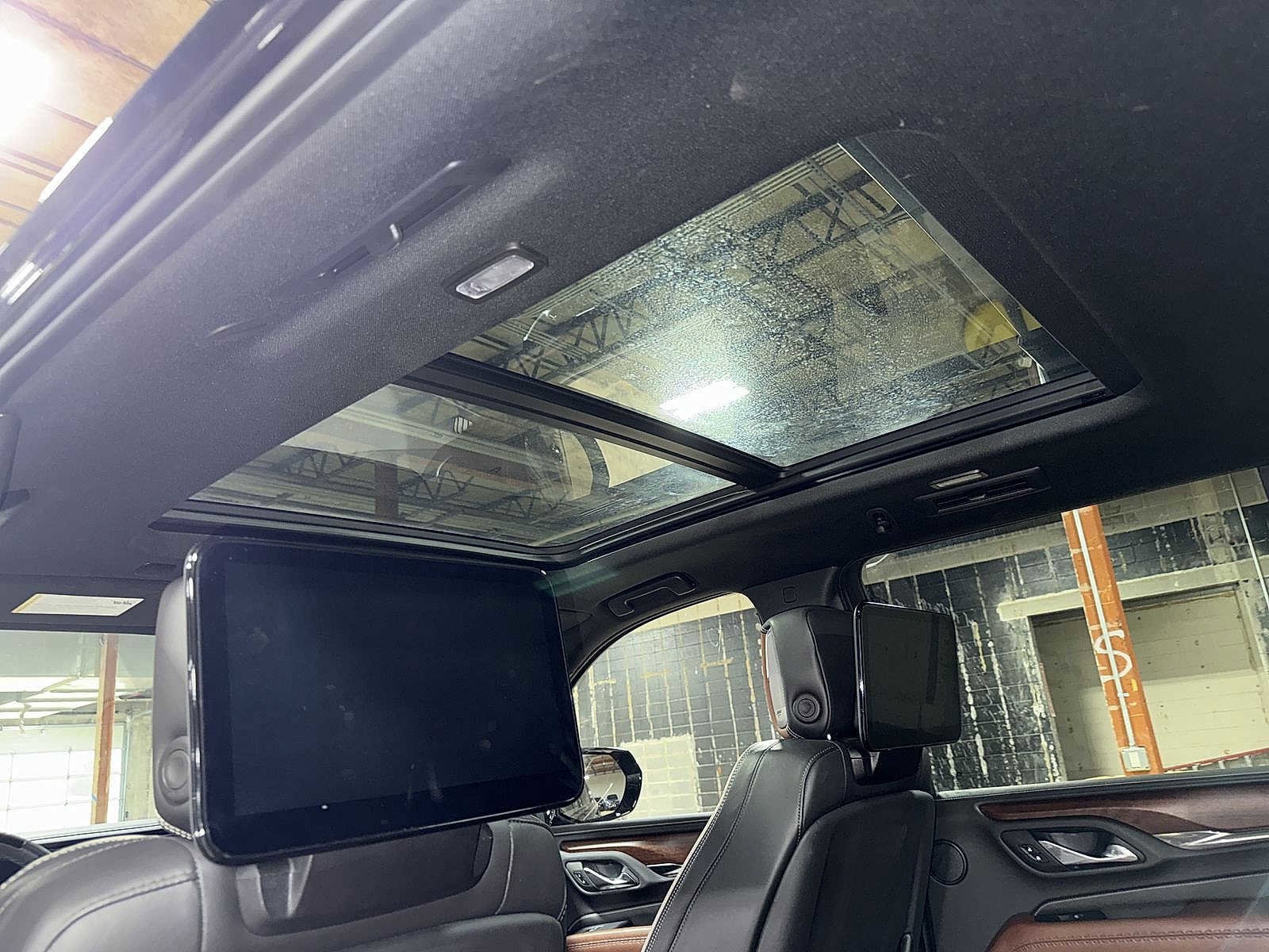 Thumbnail: 2023 GMC Yukon XL - 23