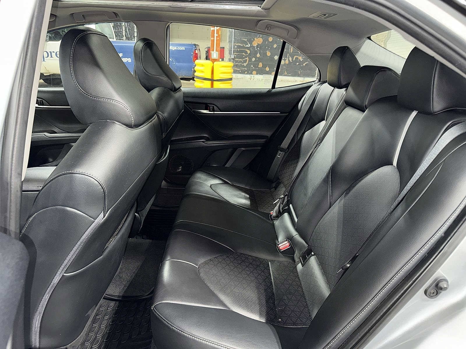 Thumbnail: 2022 Toyota Camry - 17