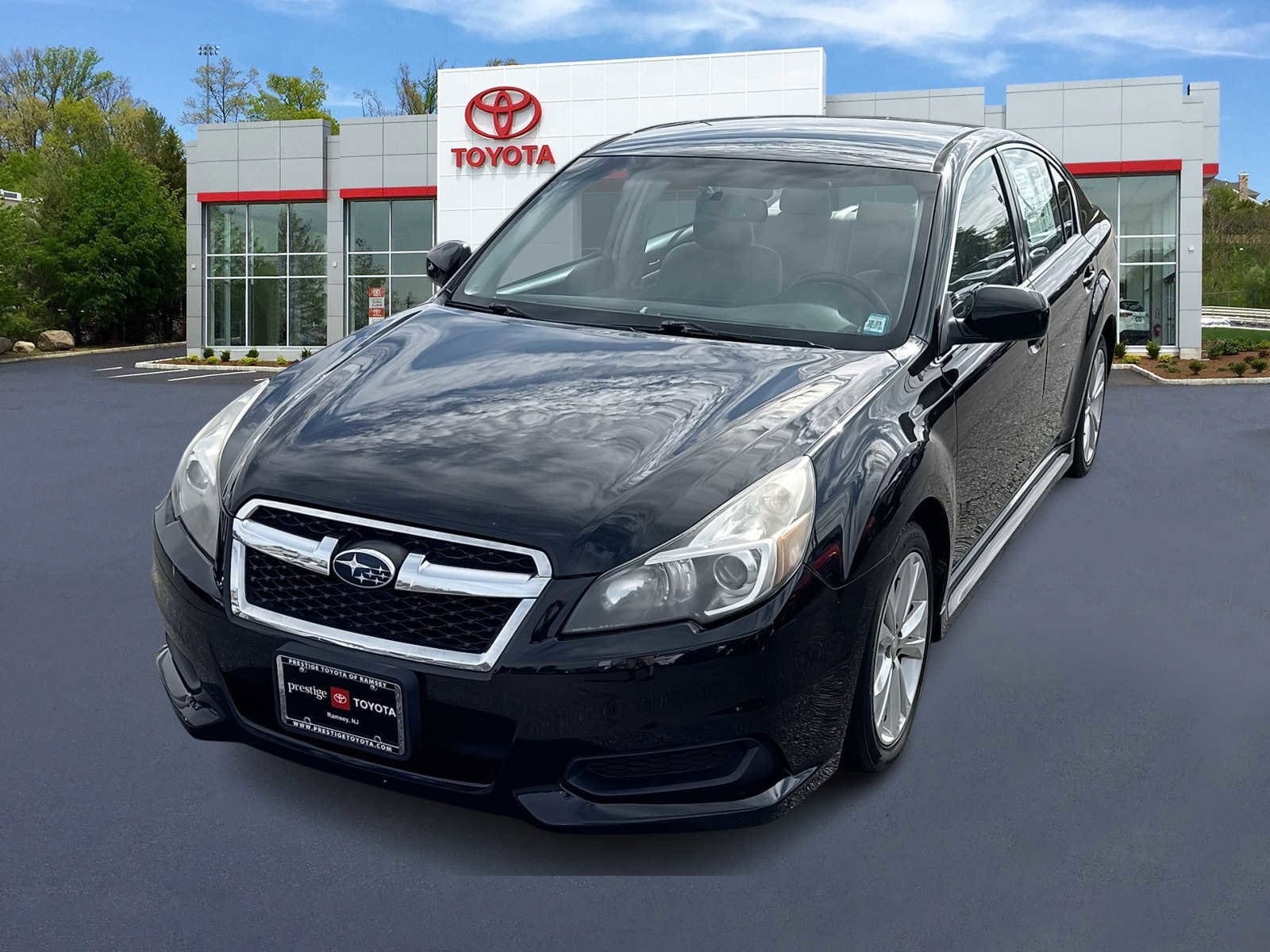 Thumbnail: 2014 Subaru Legacy - 1