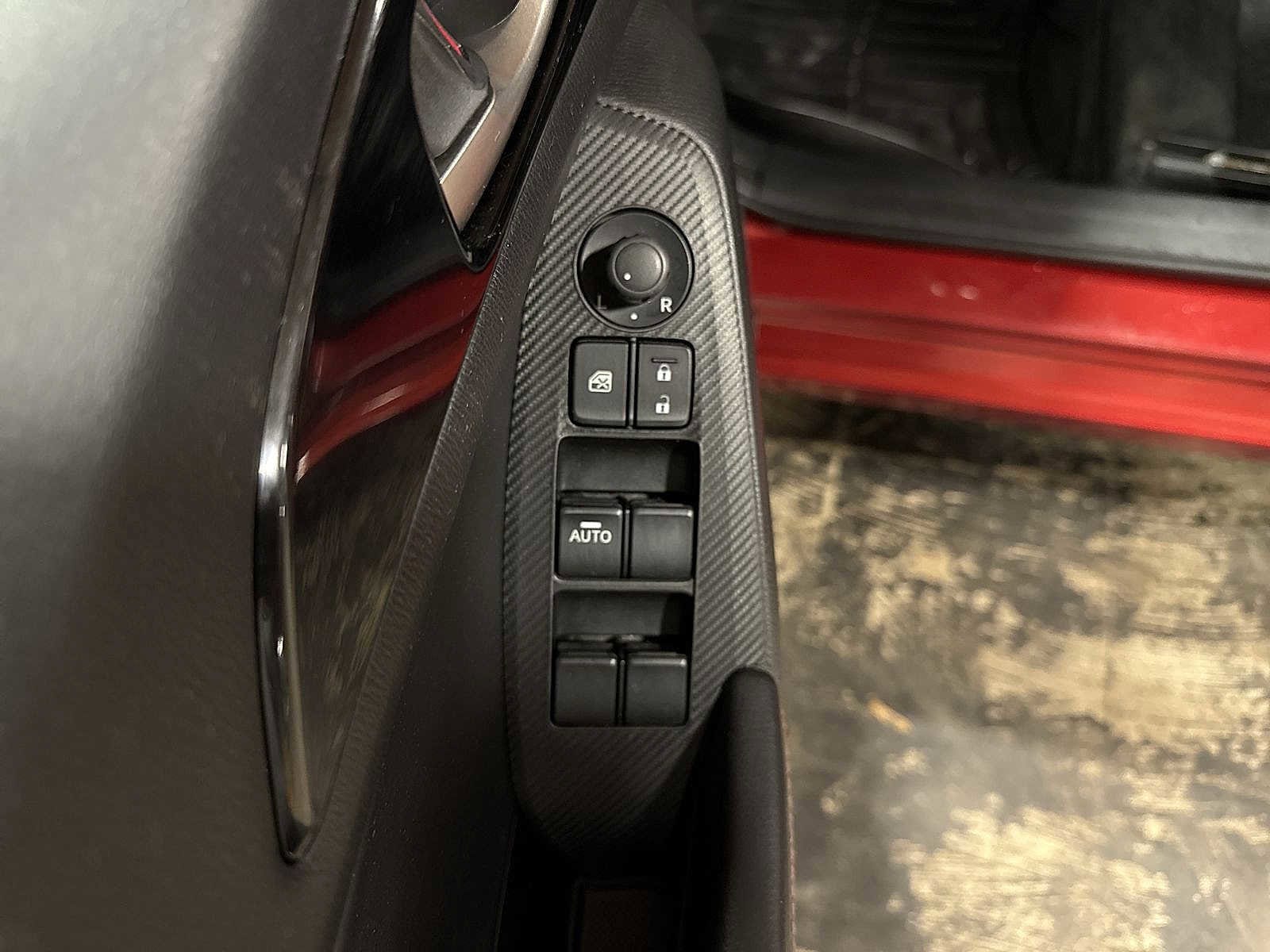 Thumbnail: 2016 Mazda Mazda3 - 23