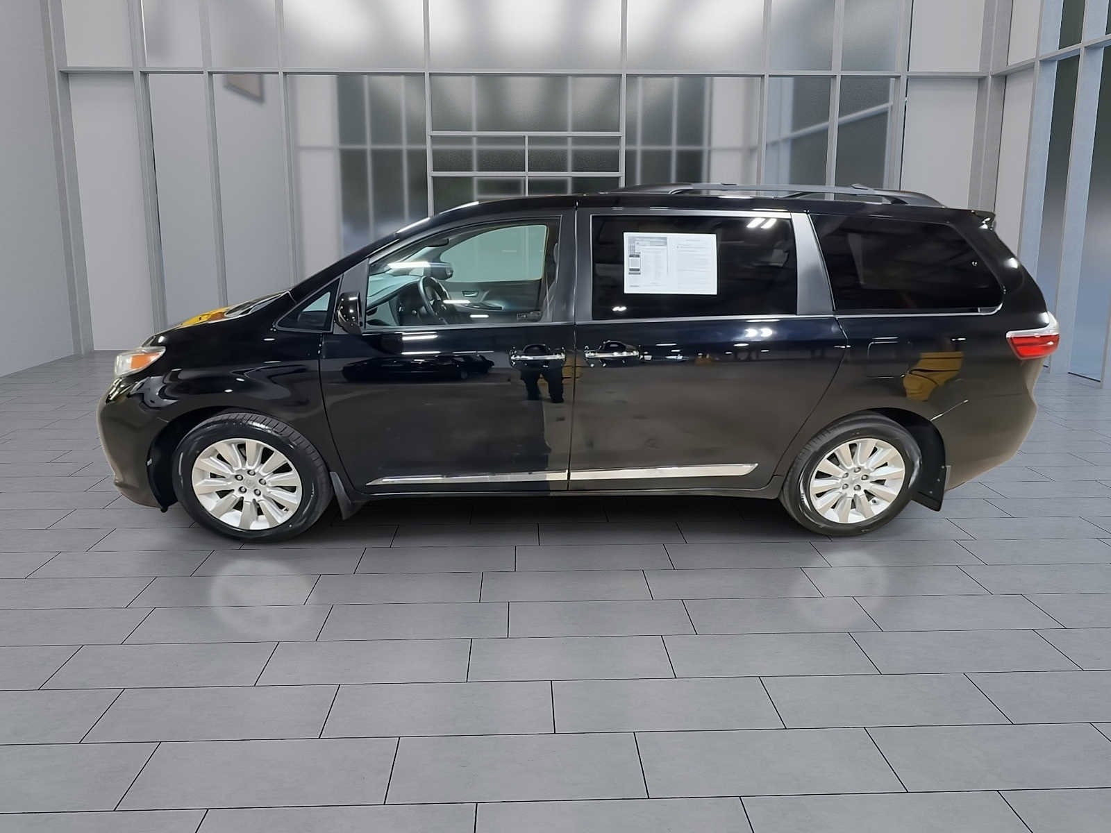 View vehicle photo 5