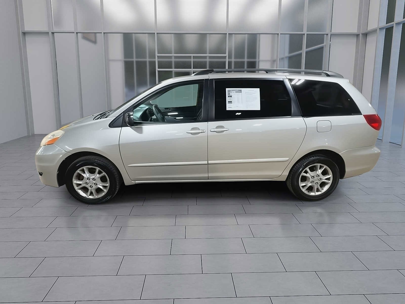 Thumbnail: 2006 Toyota Sienna - 5