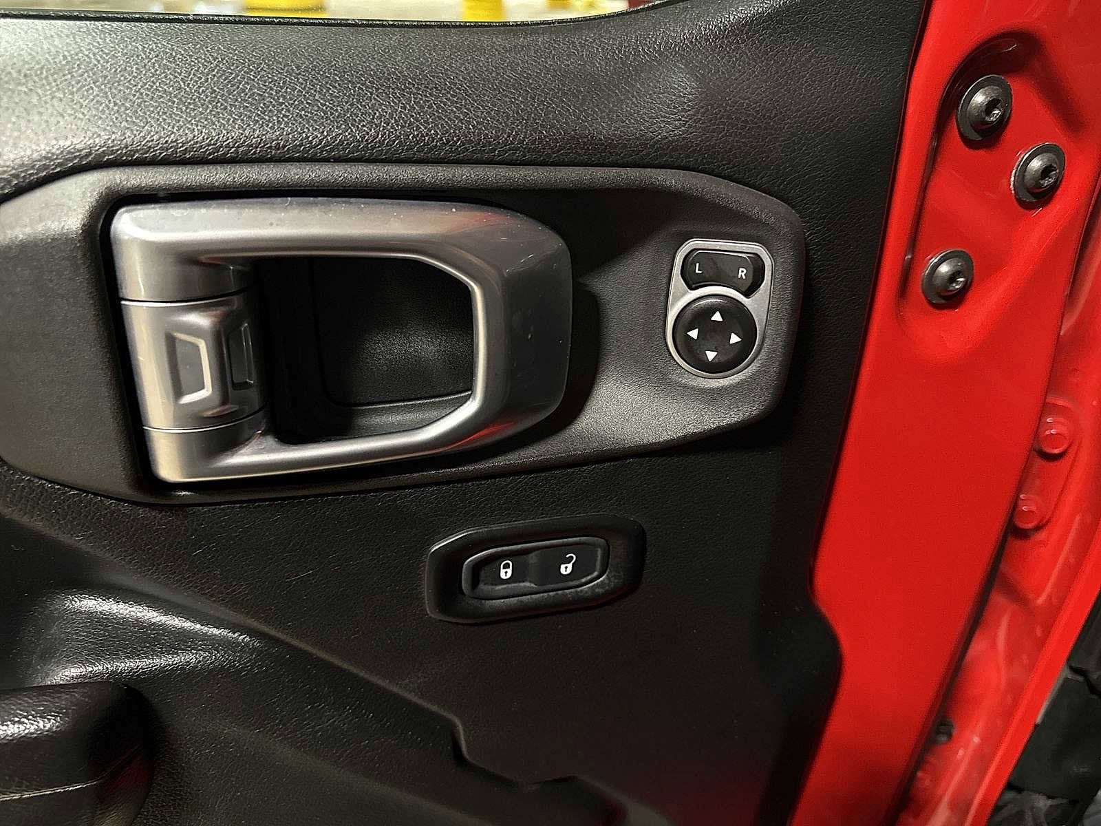 Thumbnail: 2021 Jeep Wrangler - 22