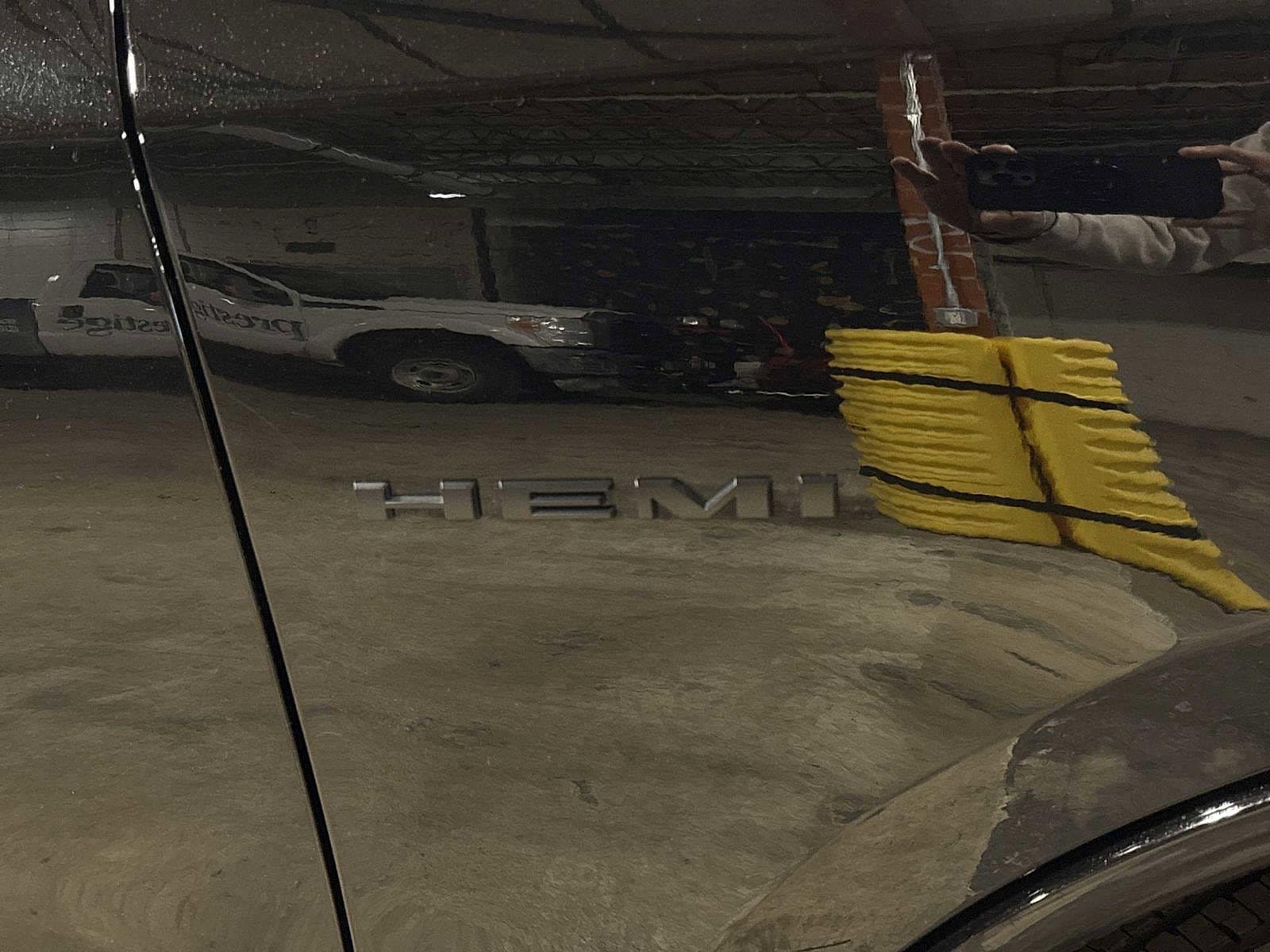 Thumbnail: 2023 Dodge Durango - 29