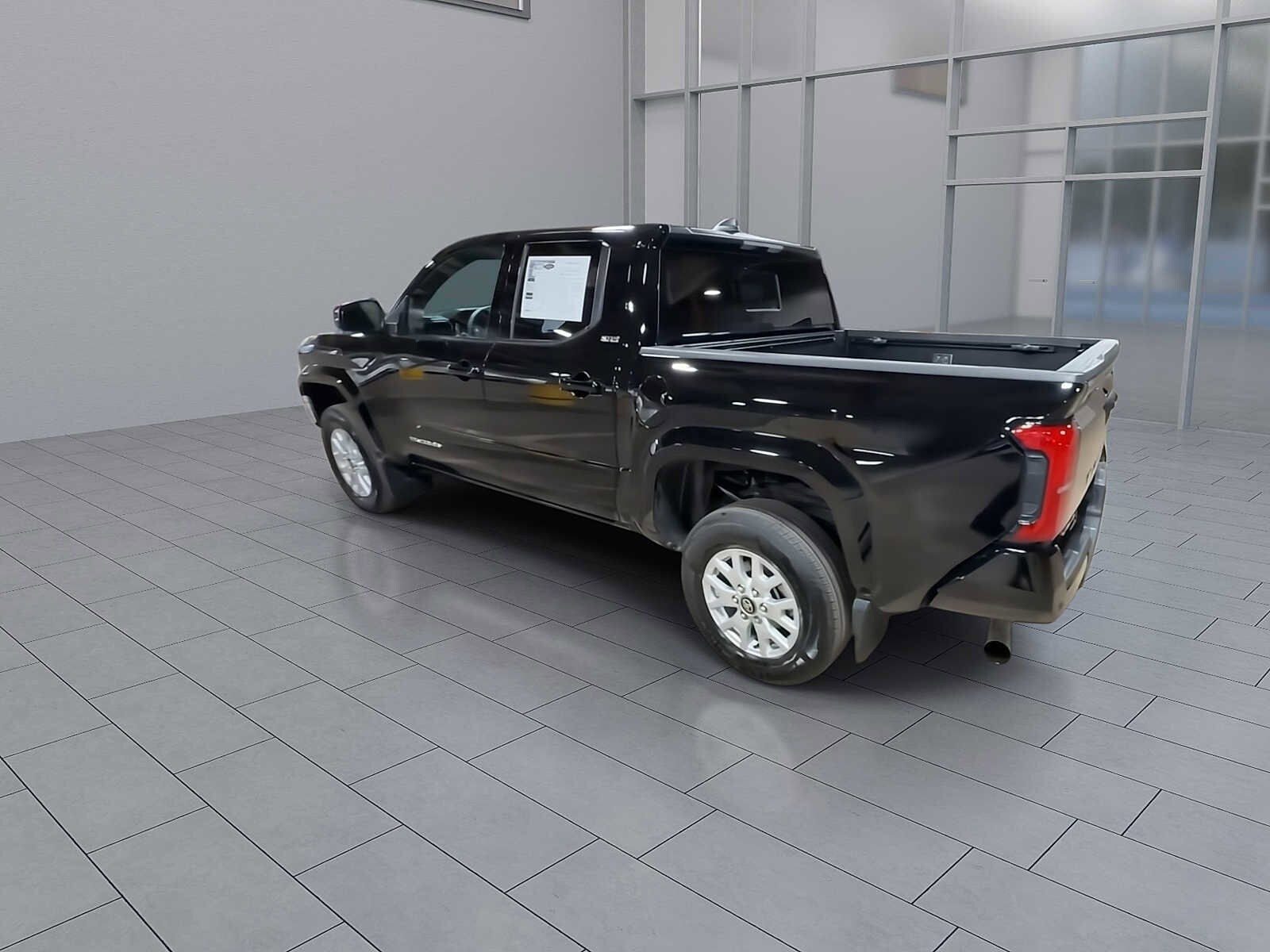 Thumbnail: 2025 Toyota Tacoma - 6