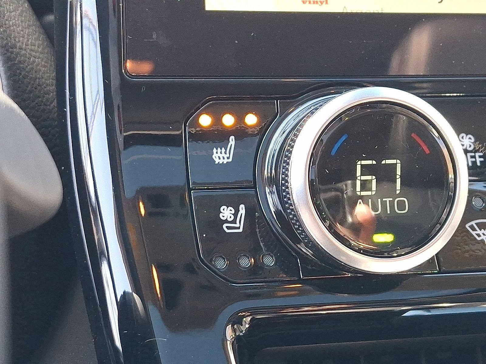 Thumbnail: 2026 Toyota Highlander - 19