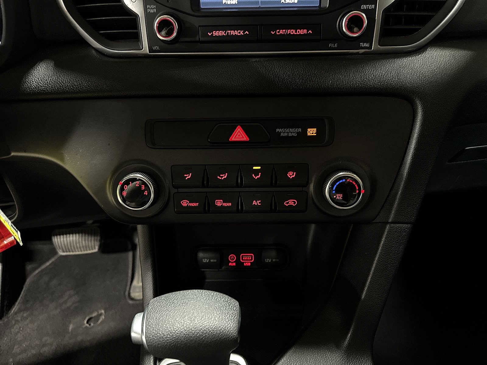 Thumbnail: 2017 Kia Sportage - 21