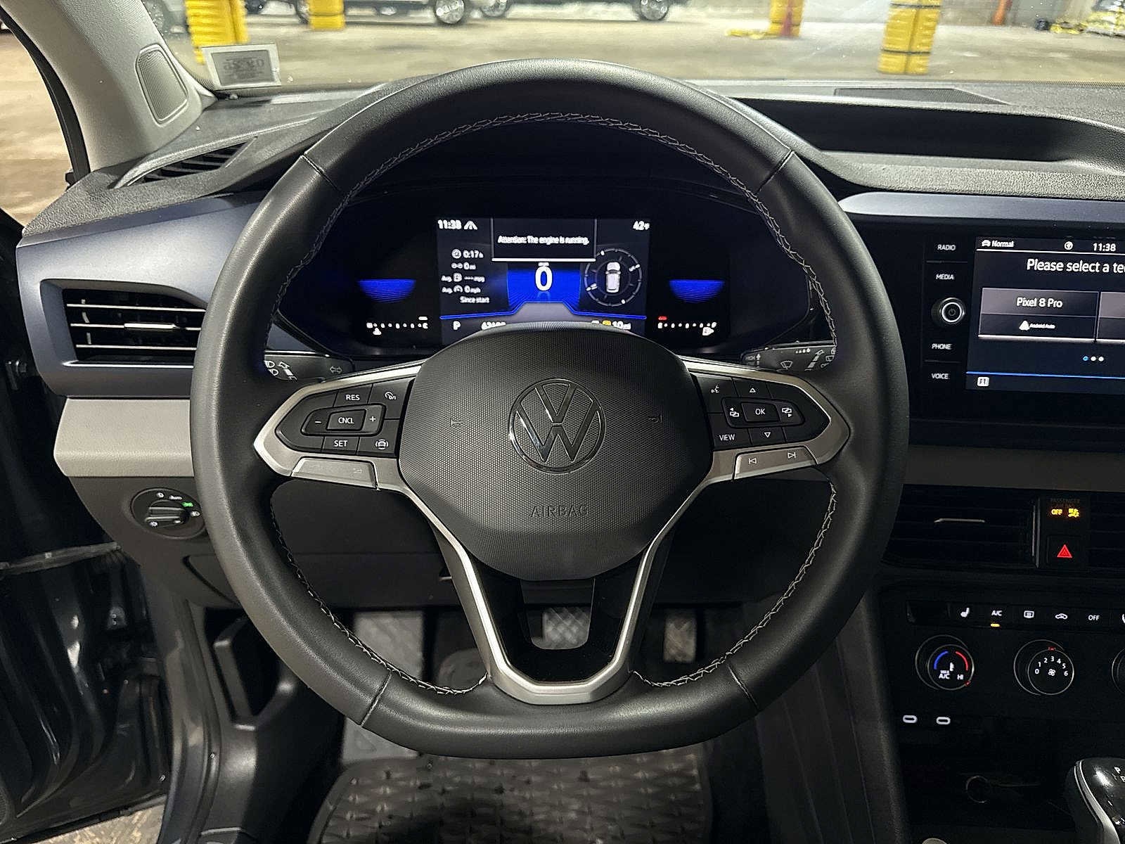 Thumbnail: 2022 Volkswagen Taos - 18