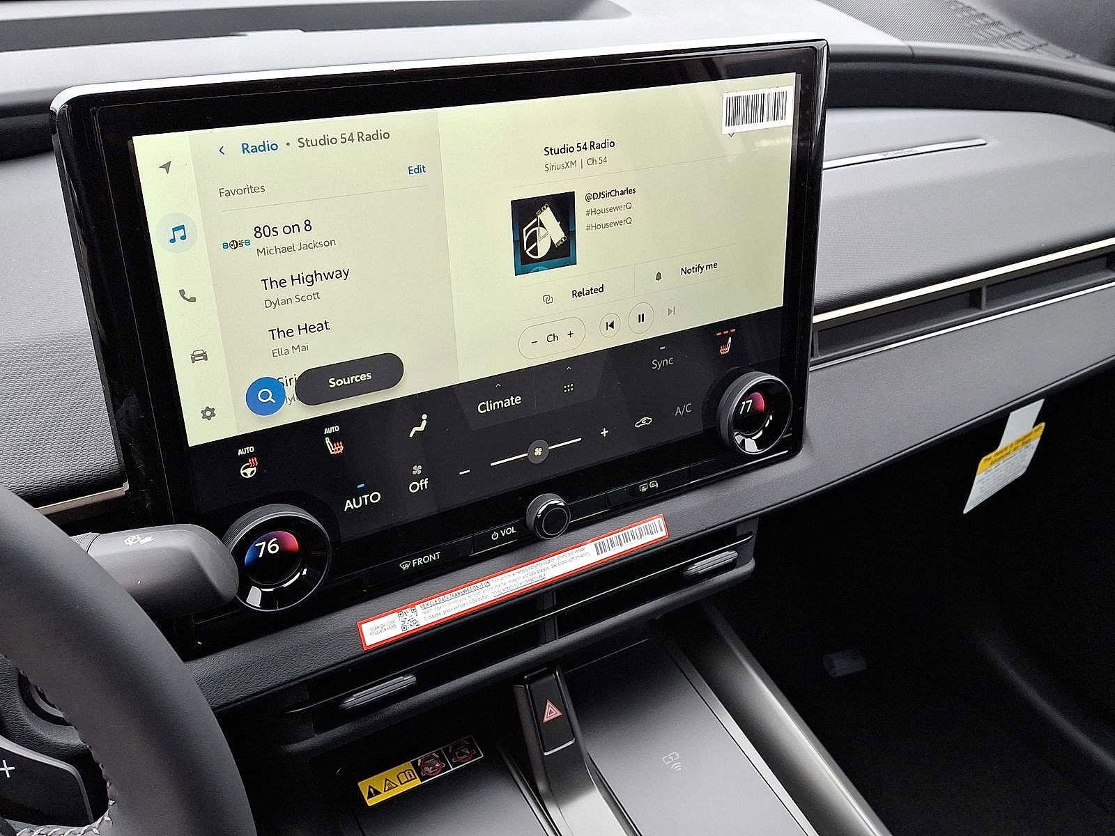 Thumbnail: 2026 Toyota bZ - 22