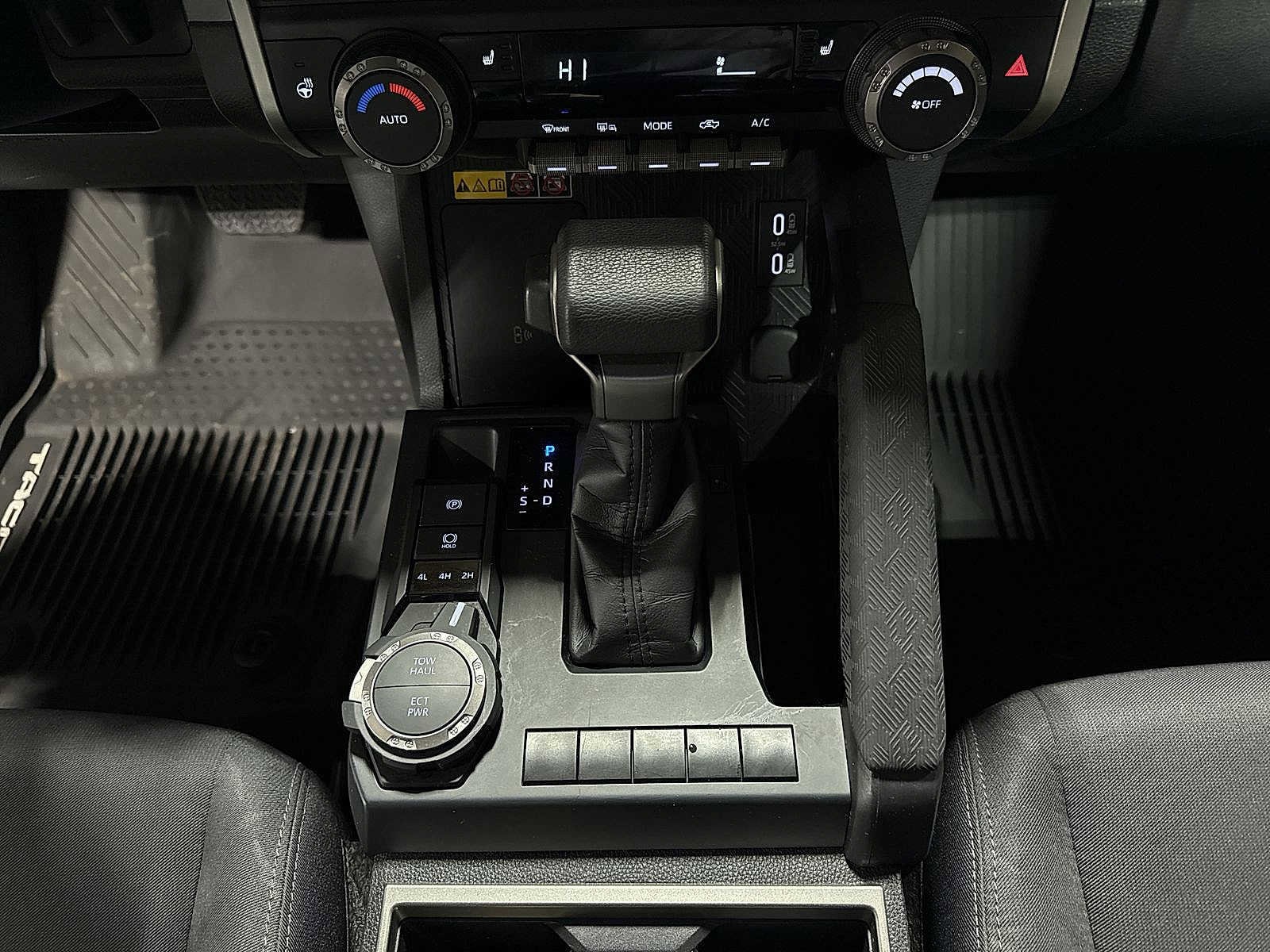 Thumbnail: 2024 Toyota Tacoma - 31