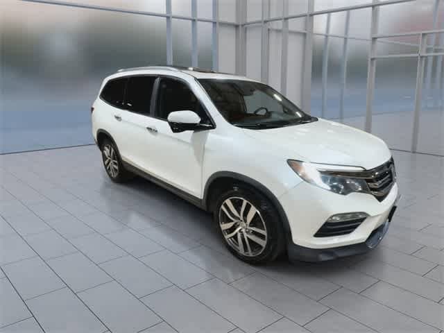 Thumbnail: 2017 Honda Pilot - 3