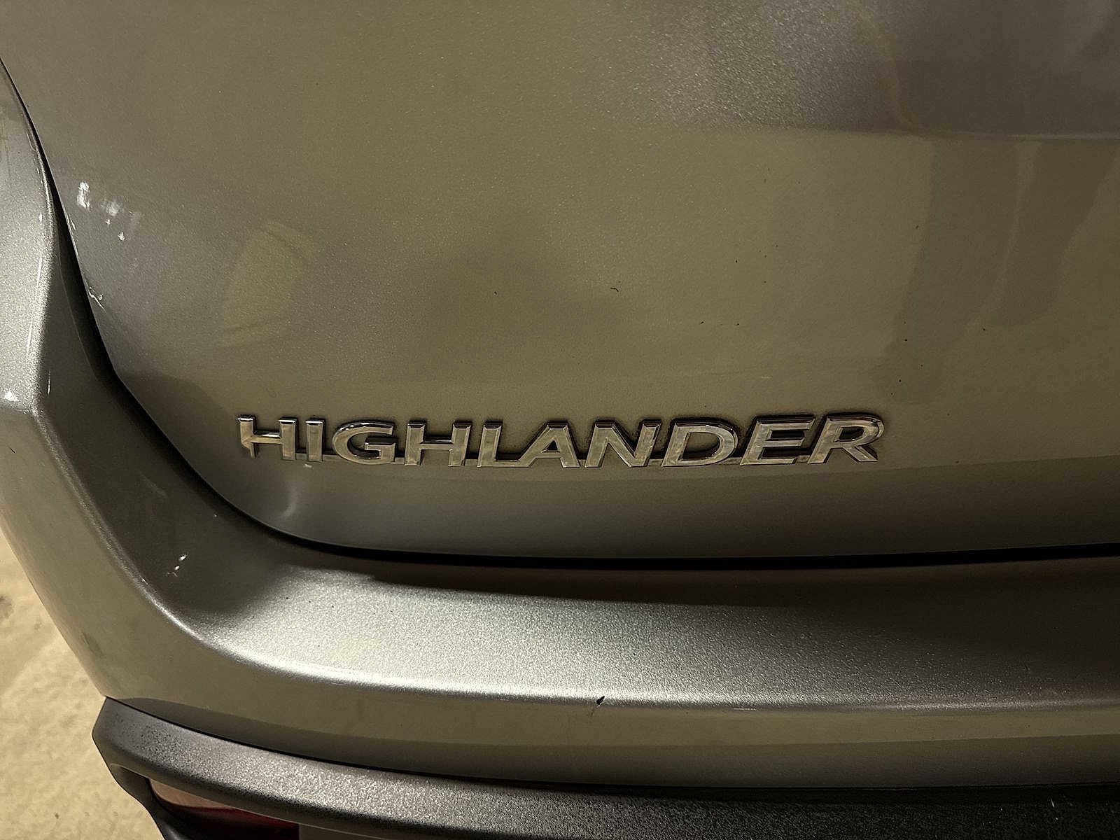 Thumbnail: 2019 Toyota Highlander - 28