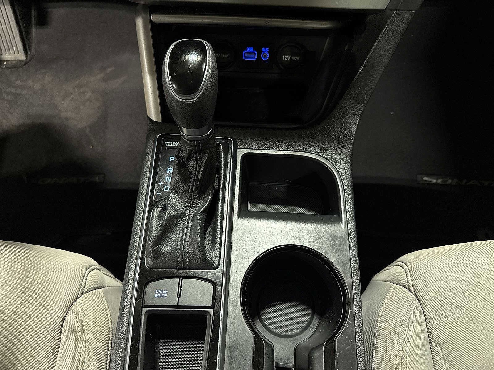 Thumbnail: 2016 Hyundai Sonata - 28