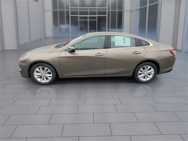 Thumbnail: 2020 Chevrolet Malibu - 5