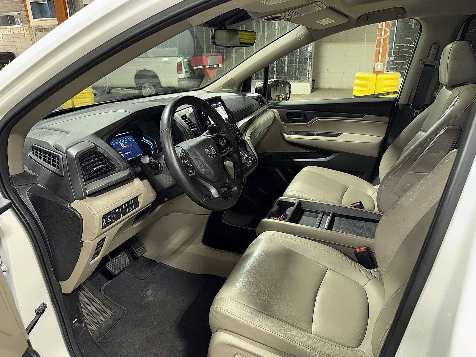 Thumbnail: 2018 Honda Odyssey - 31