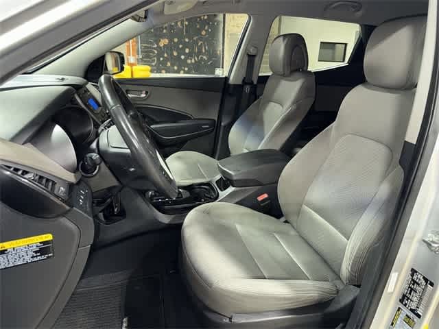 Thumbnail: 2013 Hyundai Santa Fe - 15