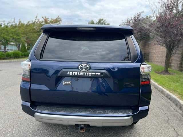 Thumbnail: 2019 Toyota 4Runner - 5